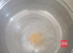 鸡蛋蘑菇洋葱面的做法图解2