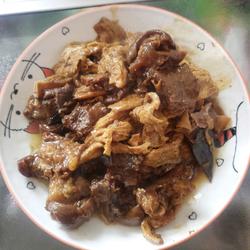 羊腩支竹煲的做法[图]