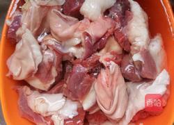 羊腩支竹煲的做法图解1