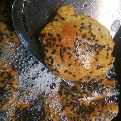 红糖芝麻糯心饼的做法[图]