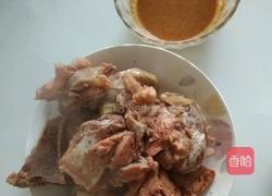 猪筒骨汤的做法图解7