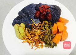 石斛虫草花乌鸡汤的做法图解1