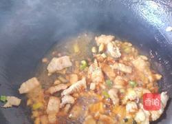 西兰花炒肉的做法图解2