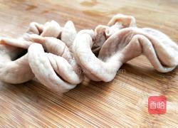 溜肥肠的做法图解1