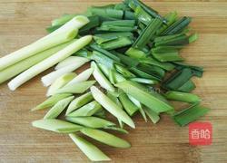 腊肠小炒鲜蔬的做法图解3