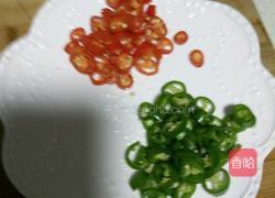 花生仁鸡丁的做法图解2