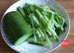 萝卜粉丝汤的做法图解1