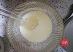 草莓冰激凌的做法图解3