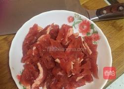 小炒黄牛肉的做法图解1