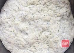 彩色小馒头、黑芝麻花生酱花卷的做法图解7