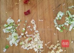 家常水煮肉片的做法图解1