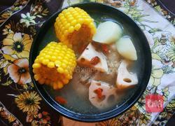 莲藕玉米猪骨汤的做法图解8