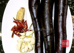 鲁菜大师蒋家常菜风味茄子的做法图解1