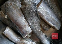 家常炖带鱼的做法图解2