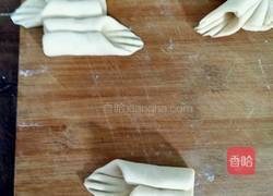 枣花馍（造型步骤）的做法图解3