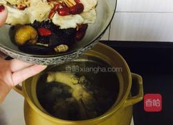当归熟地鸡汤的做法图解5