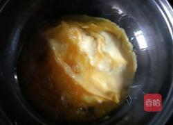 蒜苗炒鸡蛋的做法图解3