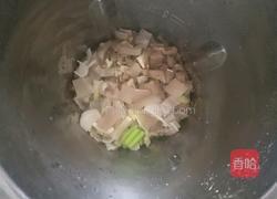 奶白猪皮冻的做法图解6