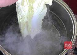 白菜肉馅卷的做法图解2
