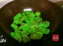 糖醋虎皮青椒的做法图解7