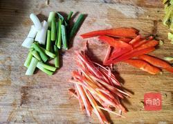 酸菜米线的做法图解5