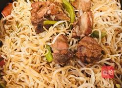 电饭煲排骨焖卤面的做法图解16