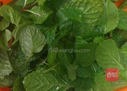 薄荷丸子全家福的做法图解1