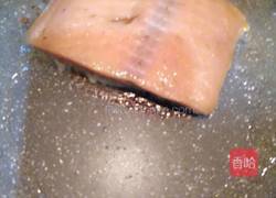 香煎马哈鱼的做法图解5
