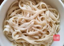 酸菜红烧肉干拌面的做法图解13