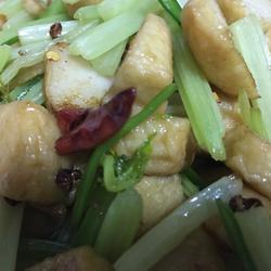 芹香鱼豆腐的做法[图]