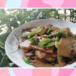 青椒炒米豆腐的做法[图]