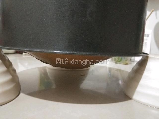 烤好立即倒拘