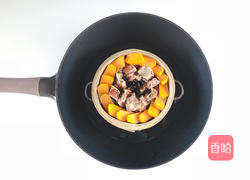 荷叶南瓜蒸排骨的做法图解3