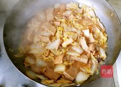 冻豆腐炖白菜的做法图解11