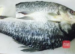 粉葛赤小豆鲮鱼汤的做法图解2