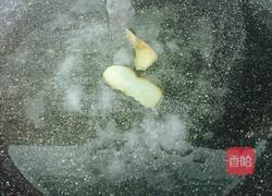 粉葛赤小豆鲮鱼汤的做法图解5