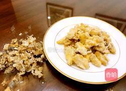 核桃仁炒西芹的做法图解7