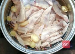 蒜香卤鸡翅尖的做法图解4