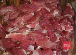 牙签牛肉的做法图解2