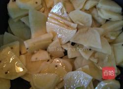 土豆片炖豆腐的做法图解3