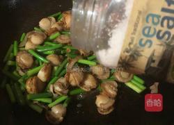 蒜苔炒扇贝的做法图解12