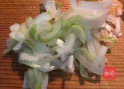 韩式三宝炸酱面的做法图解1