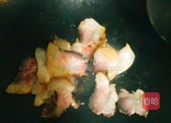 腊肉炒青菜的做法图解1