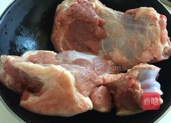 蒜泥拆骨肉的做法图解1