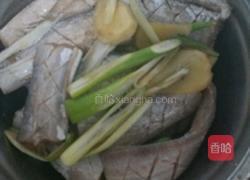 刀鱼两吃的做法图解2