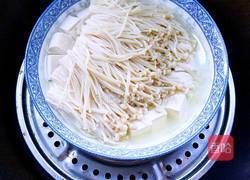 剁椒金针菇豆腐的做法图解5