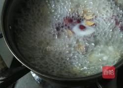 红枣莲子糯米粥的做法图解3
