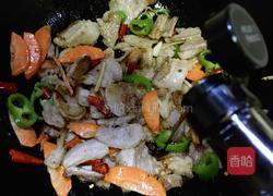 辣椒胡萝卜炒五花肉的做法图解10