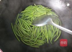 春的气息 凉拌泥蒿的做法图解6