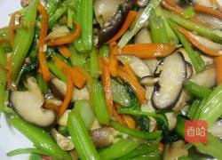 素炒香菇芹菜的做法图解9